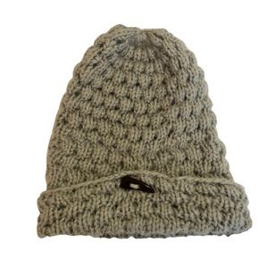 Chaos Women’s gray knit cuffed beanie
